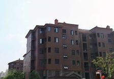 房子南北通户型方正 通透全明 地铁站一路之隔