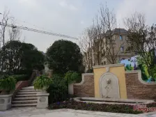 茶园新区 法蓝西莊邸(小洋楼)二房70万