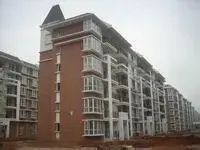 阳光家园A区 南北通透,采光好 装修好,环镜优美 中间楼层