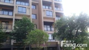 白市驿龙锦新苑六房220万