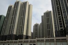 楼层好,视野开阔,采光充足,购物方便交通方便