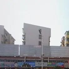 龙腾商住大厦3室1厅东南