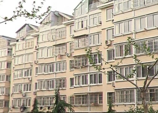四季太康家园2室1厅1卫南北朝向2300.00元/月出租