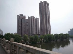 银河湾 4室1厅 南 北