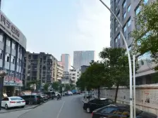 此房满五唯一,通透户型,视野开阔。采光充足。