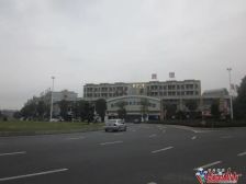 南朗政府旁装修3房家私电器齐全总价三十多万