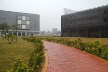 从14号线赤草地铁站附近广东动漫城有红本需一次性付款