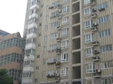 02年电梯小高层,公园地铁尽在门口,出价就来谈!