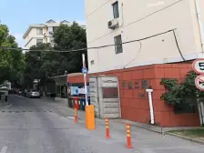 黑鱼弄小区 3室1厅 南