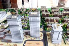 沂河边皇山城 别墅,紧靠皇山公园,,