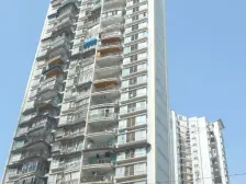 融汇广场旁 正规三房,房间采光充足,业主诚心出售