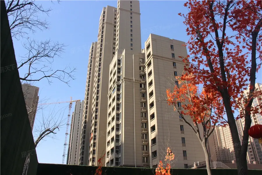 万象春天,单价16000,层高5.5,通双气的公寓,西安雁塔.