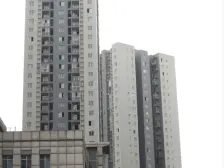 彩云湖公园旁 小两室带露台 近轻轨 配套成熟 业主诚售