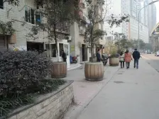 大溪沟 轻轨站旁 精装1房 电梯房 拧包入住