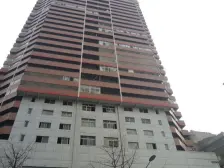 上清寺公交站 牛角沱2号线约900米左右 交通很方便