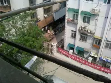 店长推荐新上带院子 内环内三轨交地铁 新华医院旁