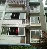 云峰阁电梯费 中间楼层 视野开阔 户型采光好