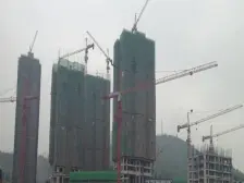 近轻轨高铁+装修保养好+正一室+配套齐全成熟