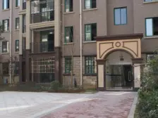 罗马象湖壹号精装三房,户型端正,采光好,交通便利,配套齐全