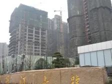 4铁站口,红谷滩江景空中别墅,上下三层,送60平大露台,