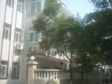 现代庄园 南北通透,采光好 装修好,环镜优美 视野好,诚心出售