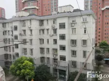 此房追溯满五年,近地铁,高楼层采光充足,看房方便