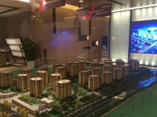 双轻轨旁精装三房 户型方正 小区配套齐全