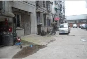 户型方正,可以拎包即住,位于小区中间位置不临街环境安静