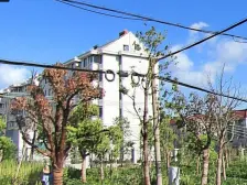 电梯小高层,楼间距宽,房龄新,户型方正,诚心出售。