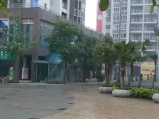 双福时代广场旁水岸花都 106平3房2卫带电梯出行很方便