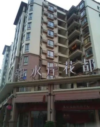 水岸花都