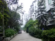 崇文小区环境优美,空气清新舒适