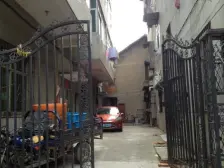 青山南路油脂化工厂宿舍 南北通透,采光好 装修好,环镜优美 近地铁 视野好,诚心出售