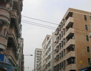 宝安水口花园四室二厅,近地铁,满五,同户型低价