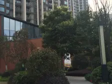 带车位 真真真精装修 坐南朝北 安心出售