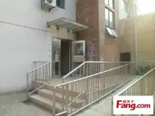 此房户型手续齐全,格局好,采光好,无遮挡,出行方便