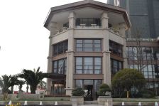 万晟城芸府 标准3房2卫 楼层好 采光充足 带一个车位