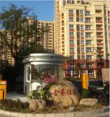 房龄新,近地铁,楼间距宽,交通方便