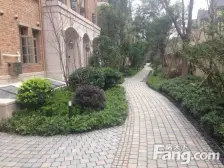 温泉大宅,毛坯带车位,南北通透,厅南,大阳台落地窗