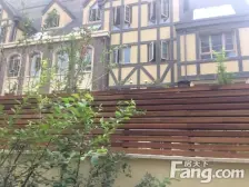 有车位 储藏室 满五唯一税费少