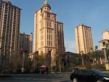 星河湾3期 L王平层4+1 中间楼层 价格可沟通 看房 看房