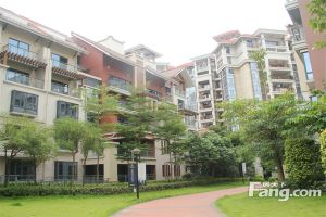 户型方正三房精装修拎包入住保养好
