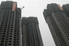 3梯6户标准大四房双卫 正看小区大中庭 空空采光