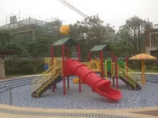 南城旁 双拼别墅 位置安静 业主诚心出售 土建做了