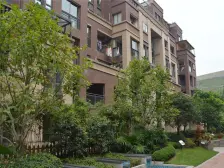 华岩新城 斌鑫中央国际公园AB区三房100万