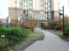 一线瑶湖别墅,可以看瑶湖,南北花园,看房方便,诚心