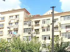 长寿路热闹地段 一梯一户没有浪费面积 近地铁出行方便