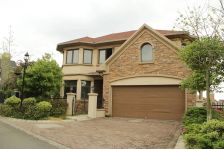 星洲湾边套别墅带地下室带花园