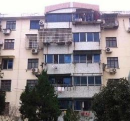 南苑三里2室2厅东南南