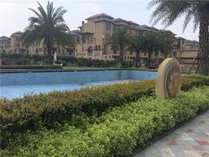 本房高档装修,房东诚心卖,带车位,好楼层拎包入住